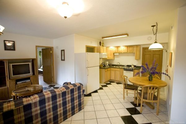 7 Gables Inn and Suites (Fairbanks)